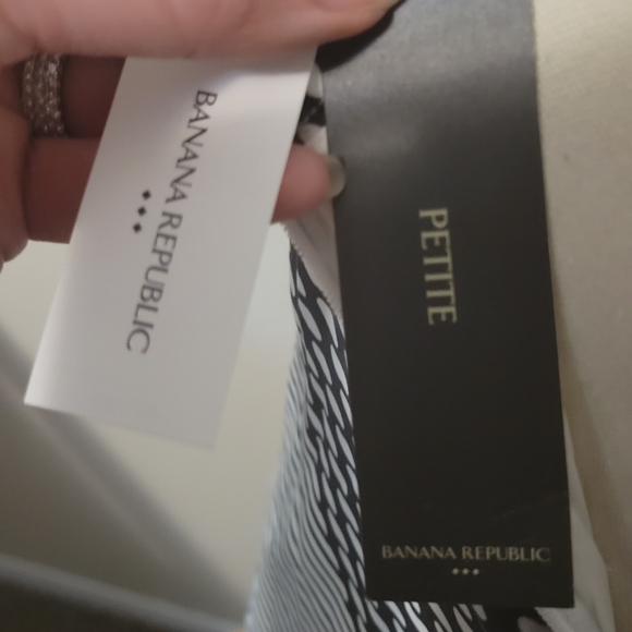 Banana Republic NWT high low skirt 6P Petite faux wrap - Picture 7 of 9